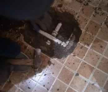 清丰卫生间漏水维修公司为您分享下卫生间渗水如何处理及注意事项