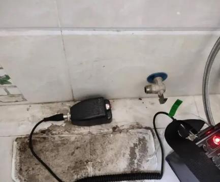 清丰屋顶漏水维修公司分享下卫生间漏水的危害及解决方法